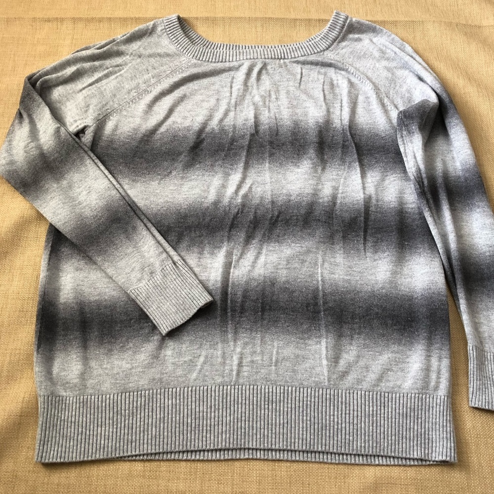 Olive & Oak Gray & Black Ombré Thin Sweater